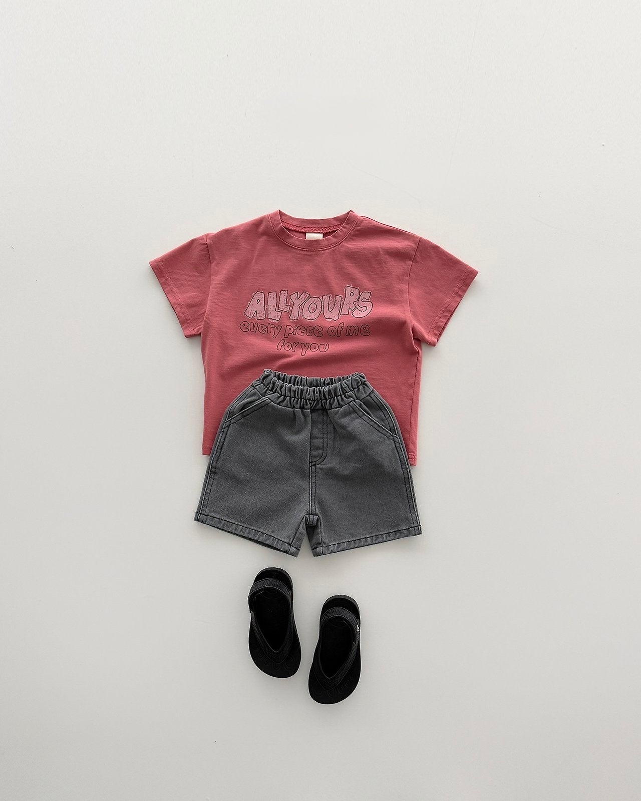 [PRE-ORDER] Yours Drawing T-shirt