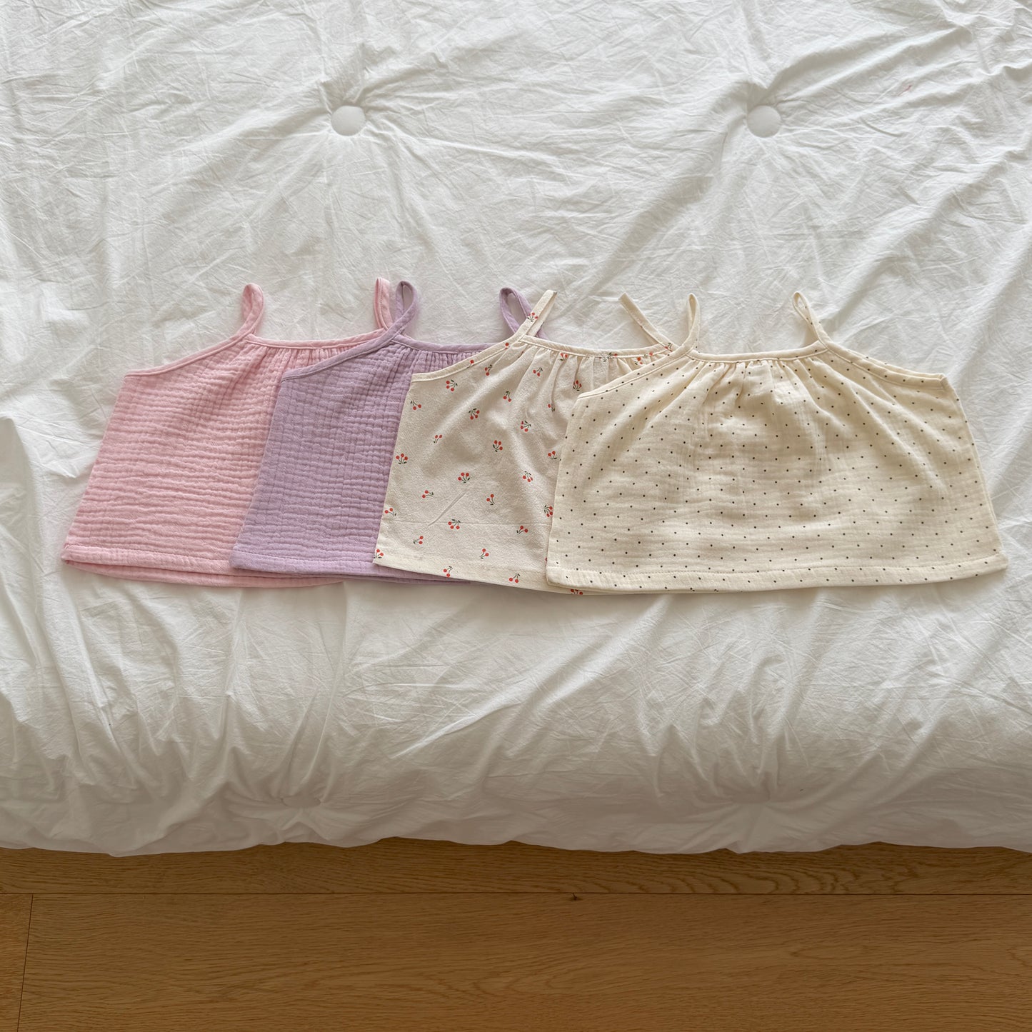 [PRE-ORDER] Bebe Momo Sleveless Top