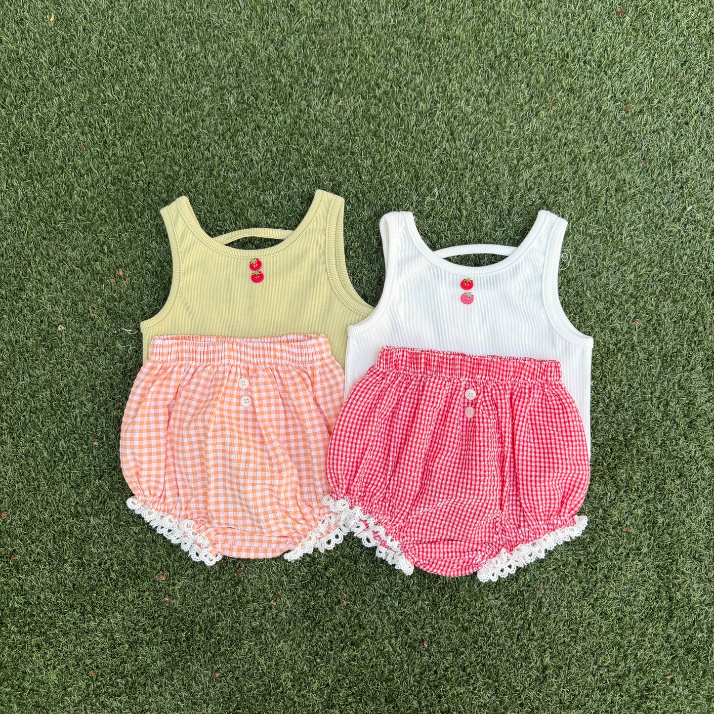 [PRE-ORDER] Bebe Tomato Button Sleeveless