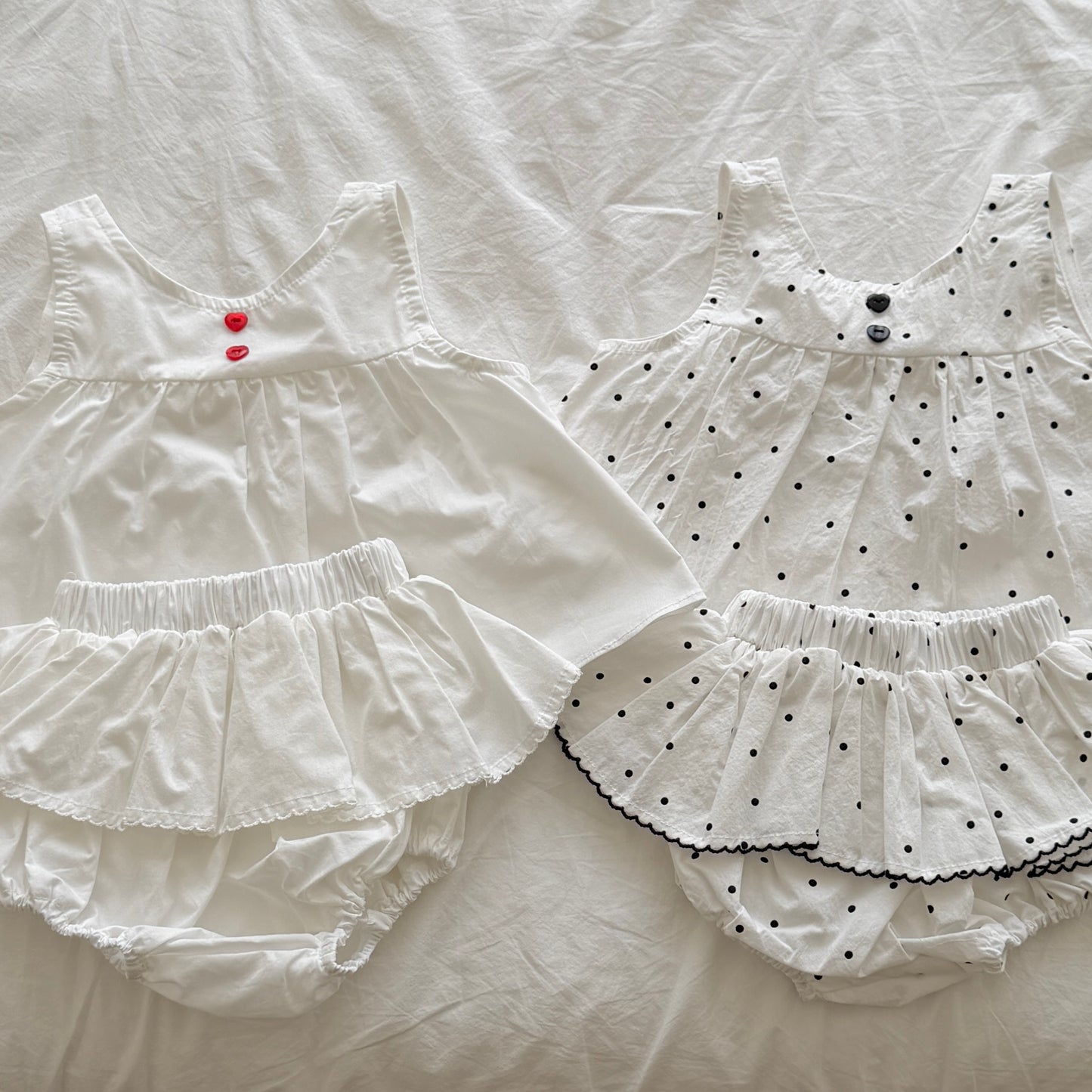 [PRE-ORDER] Bebe Bubble Pop Sleeveless Blouse