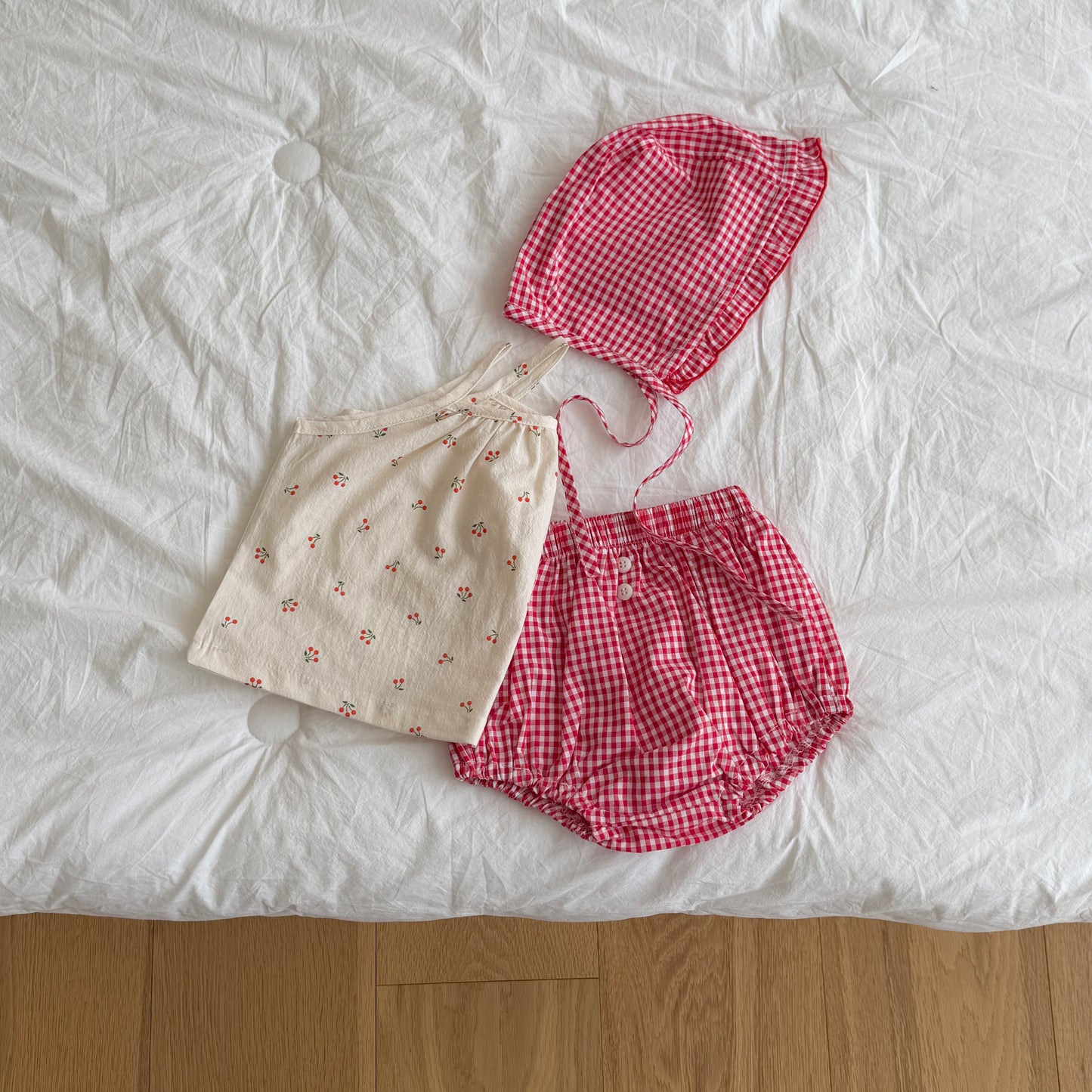 [PRE-ORDER] Bebe Momo Sleveless Top