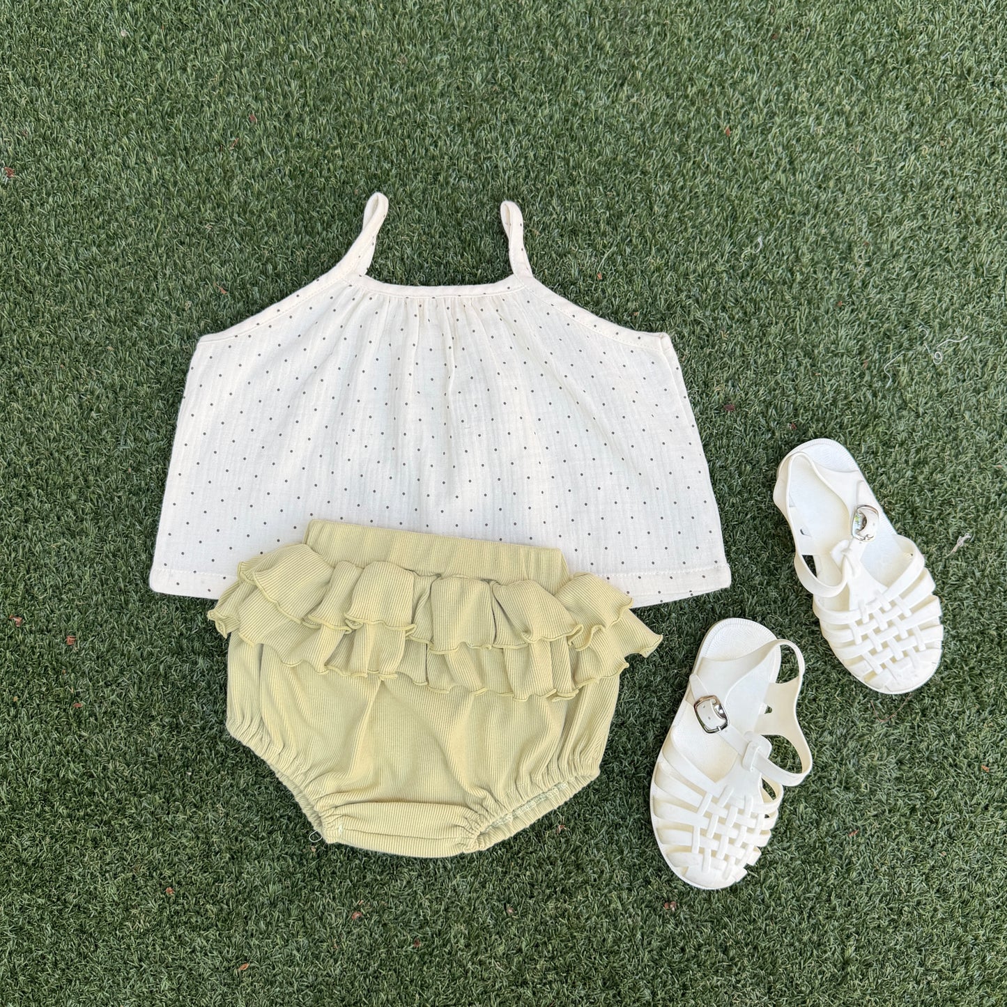 [PRE-ORDER] Bebe Momo Sleveless Top