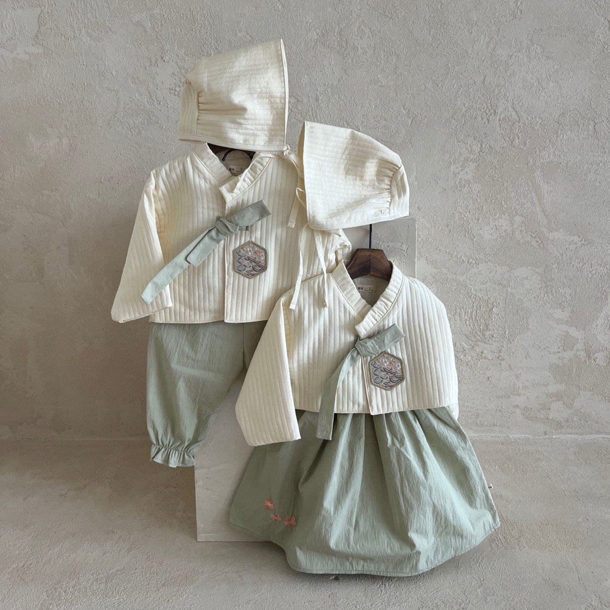 The hanbok set [S,L,XL]