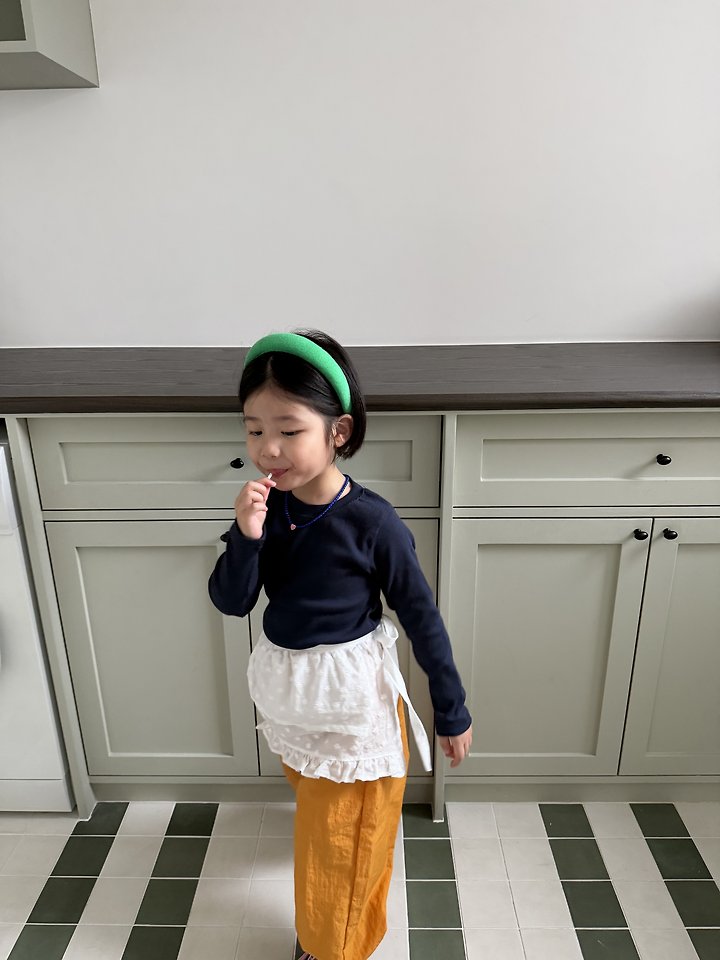 [PRE-ORDER] Baby's Breath Apron