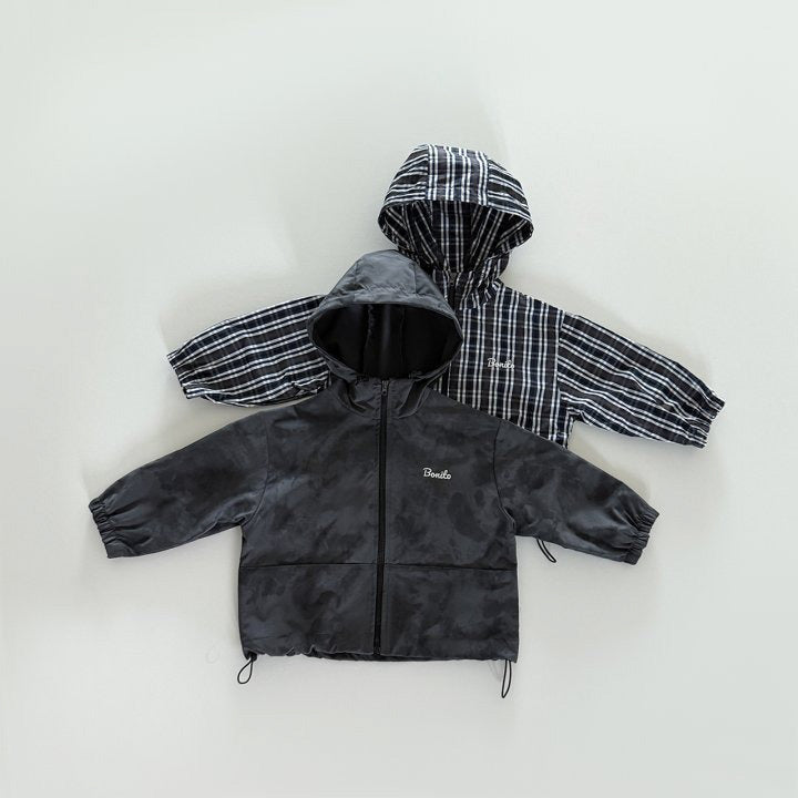 [PRE-ORDER] Hooded windbreaker jacket