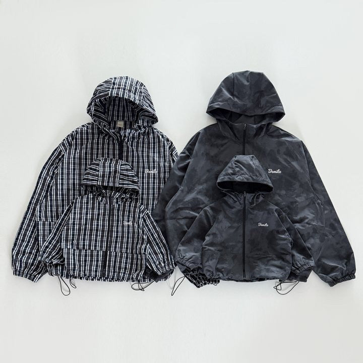 [PRE-ORDER] Hooded windbreaker jacket