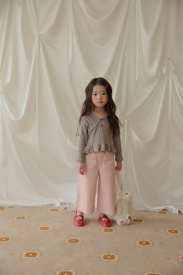 [PRE-ORDER] Mini Strawberry Long Sleeve Tee