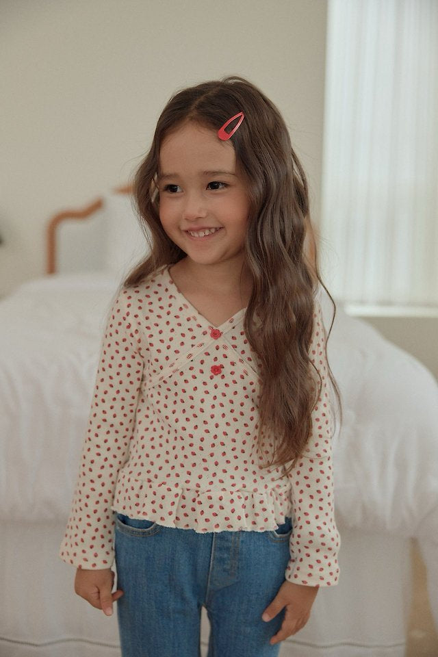 [PRE-ORDER] Mini Strawberry Long Sleeve Tee