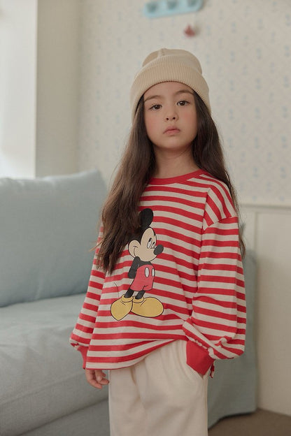 [PRE-ORDER] Miki Friend Sweatshirt
