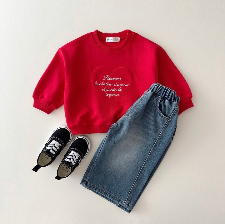 [PRE-ORDER] Heart Embroidered Sweatshirt