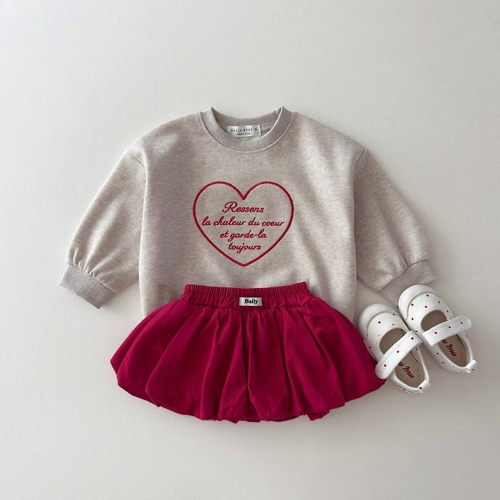 [PRE-ORDER] Heart Embroidered Sweatshirt