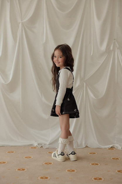 [PRE-ORDER] Ribbon Embroidered Overalls
