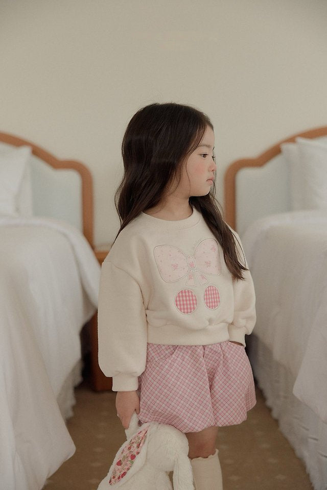[PRE-ORDER] Ribbon Cherry Sweatshirt
