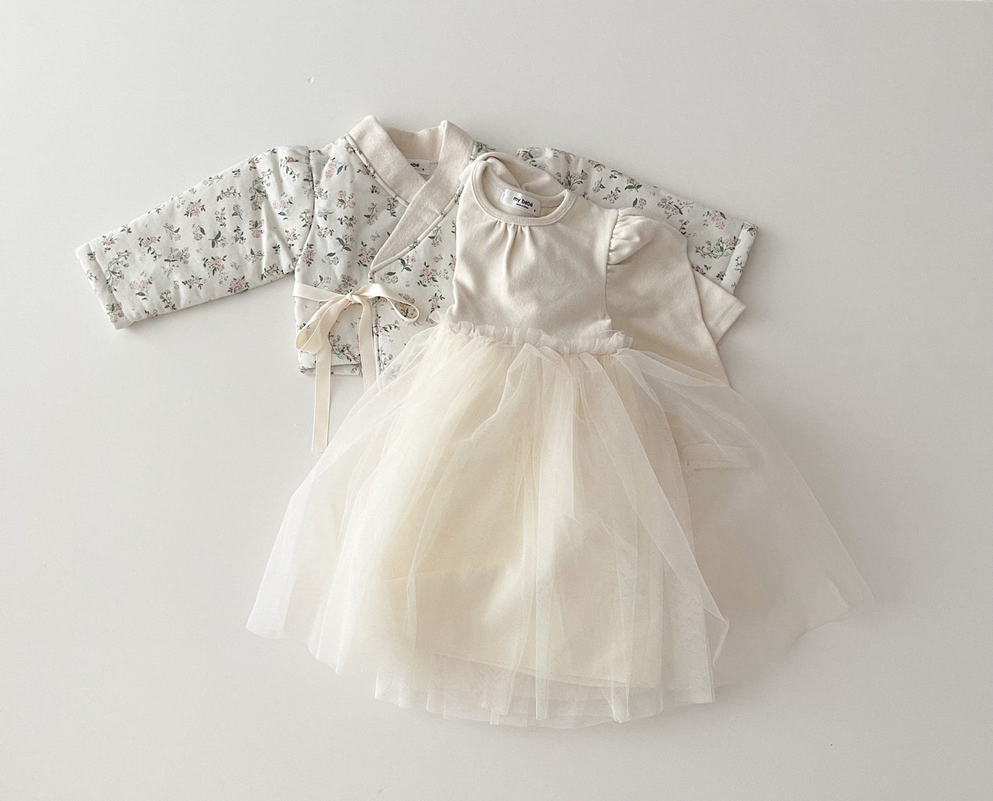 Winter flower hanbok [size S]