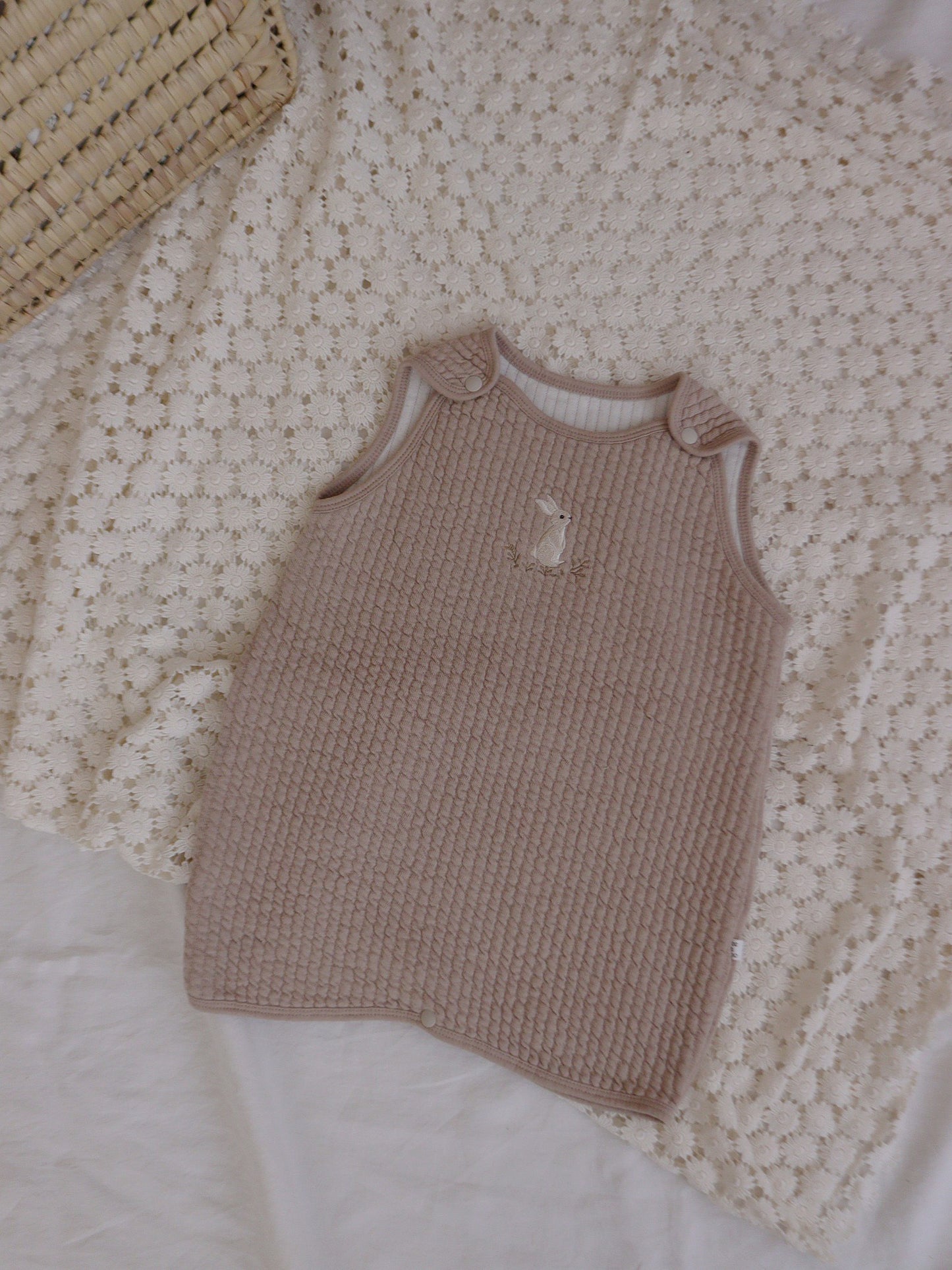 [PRE-ORDER] Rabbit Sleeping Vest