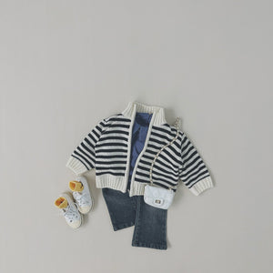 Stripe Knit Half Zip-up