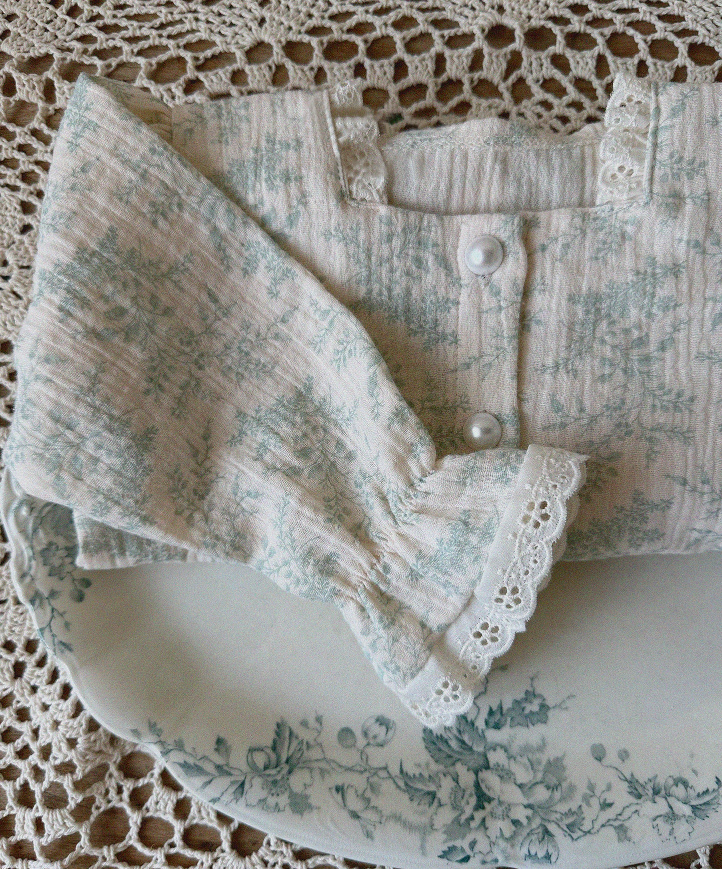 Leila Blouse [S,M,L]